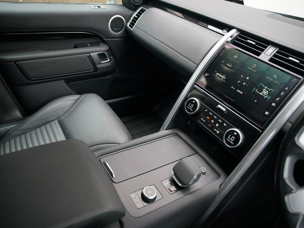 2024 Land Rover Discovery