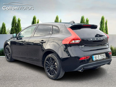 2016 Volvo V40