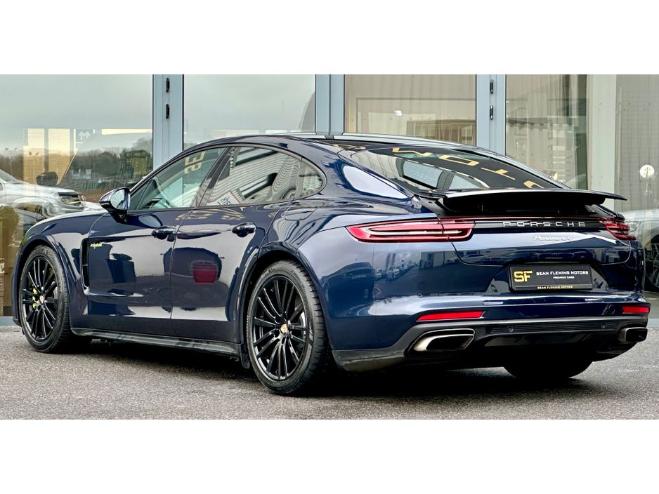 2017 Porsche Panamera