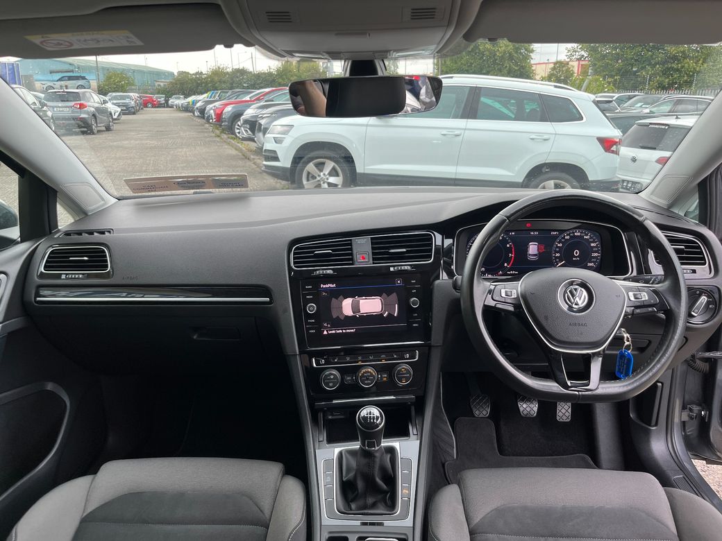 2018 Volkswagen Golf