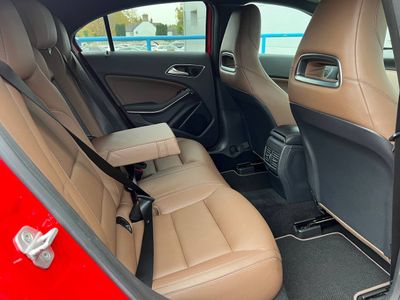 2014 Mercedes-Benz A 180