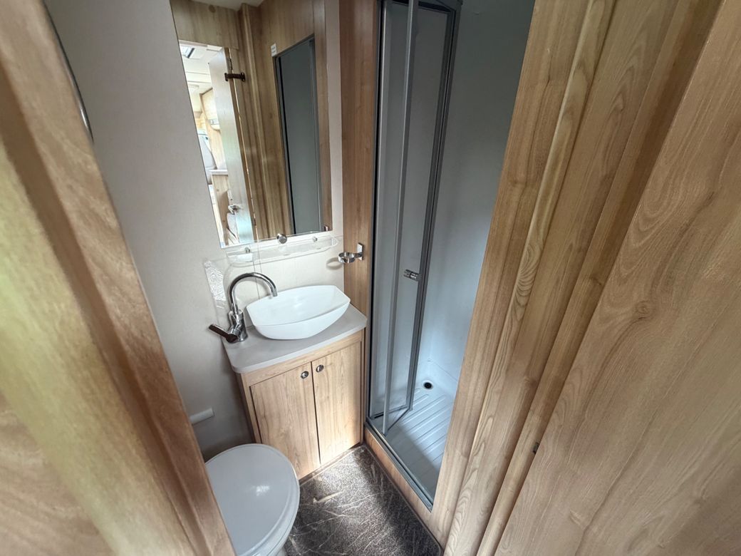2017 ELDDIS  MAJESTIC 185 LOW PROFILE R.H.D 