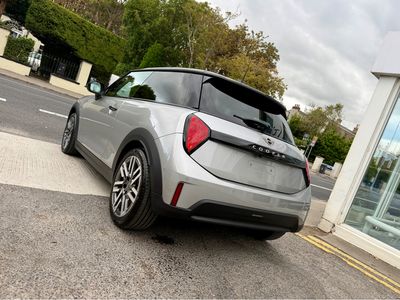 2024 Mini Hatch