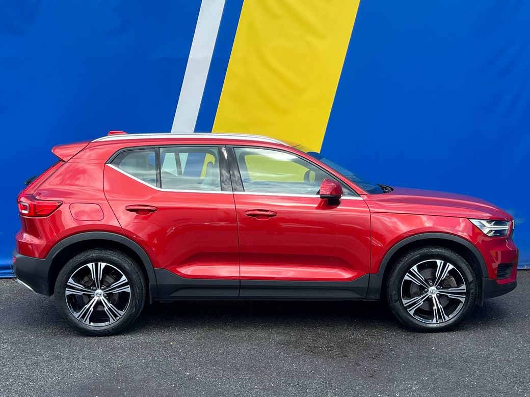 2022 Volvo XC40