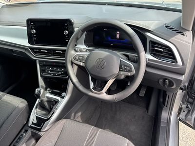 2025 Volkswagen T-Roc
