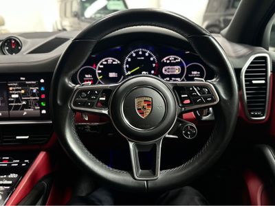 2023 Porsche Cayenne