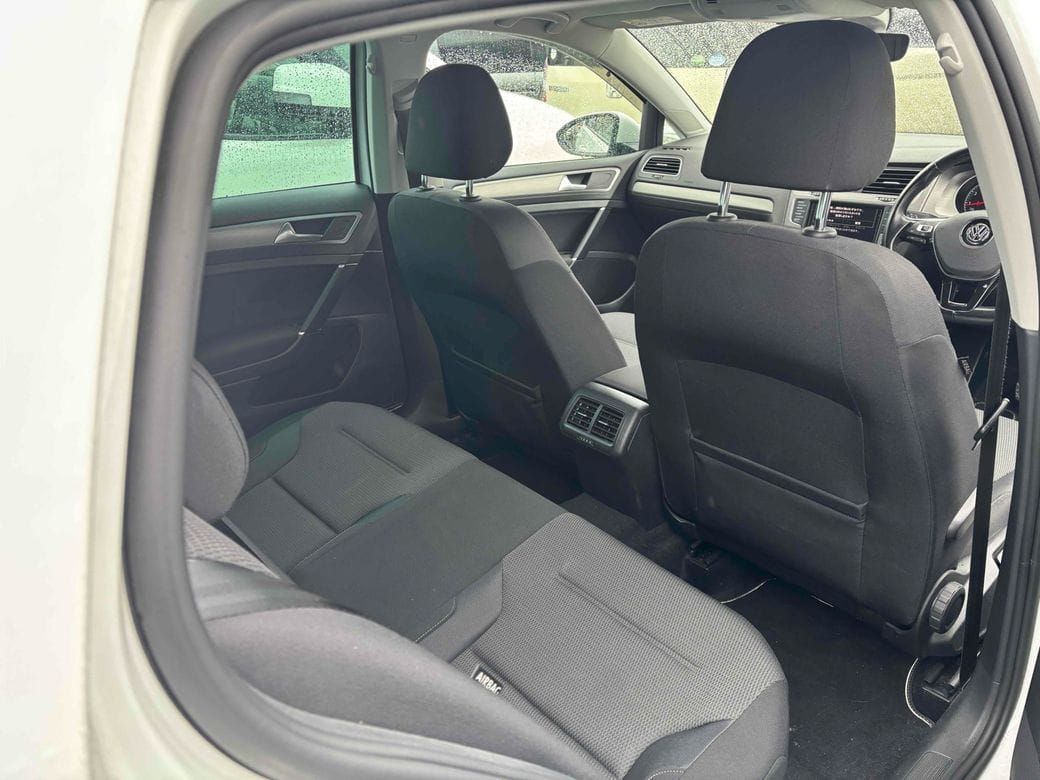 2017 Volkswagen Golf