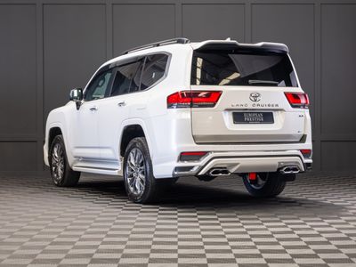 2024 Toyota Land Cruiser Amazon