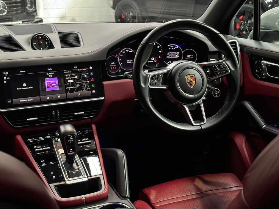 2023 Porsche Cayenne