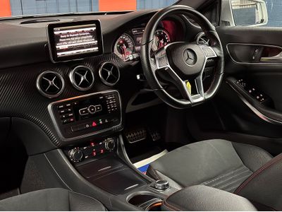 2015 Mercedes-Benz A 180