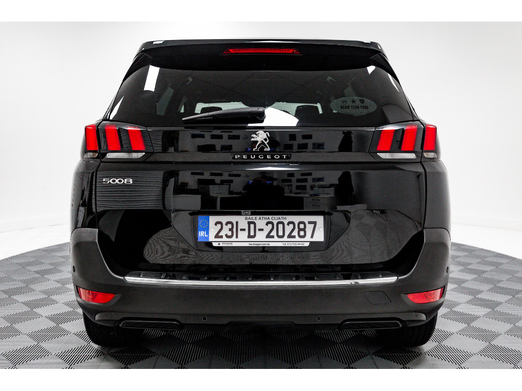 2023 Peugeot 5008