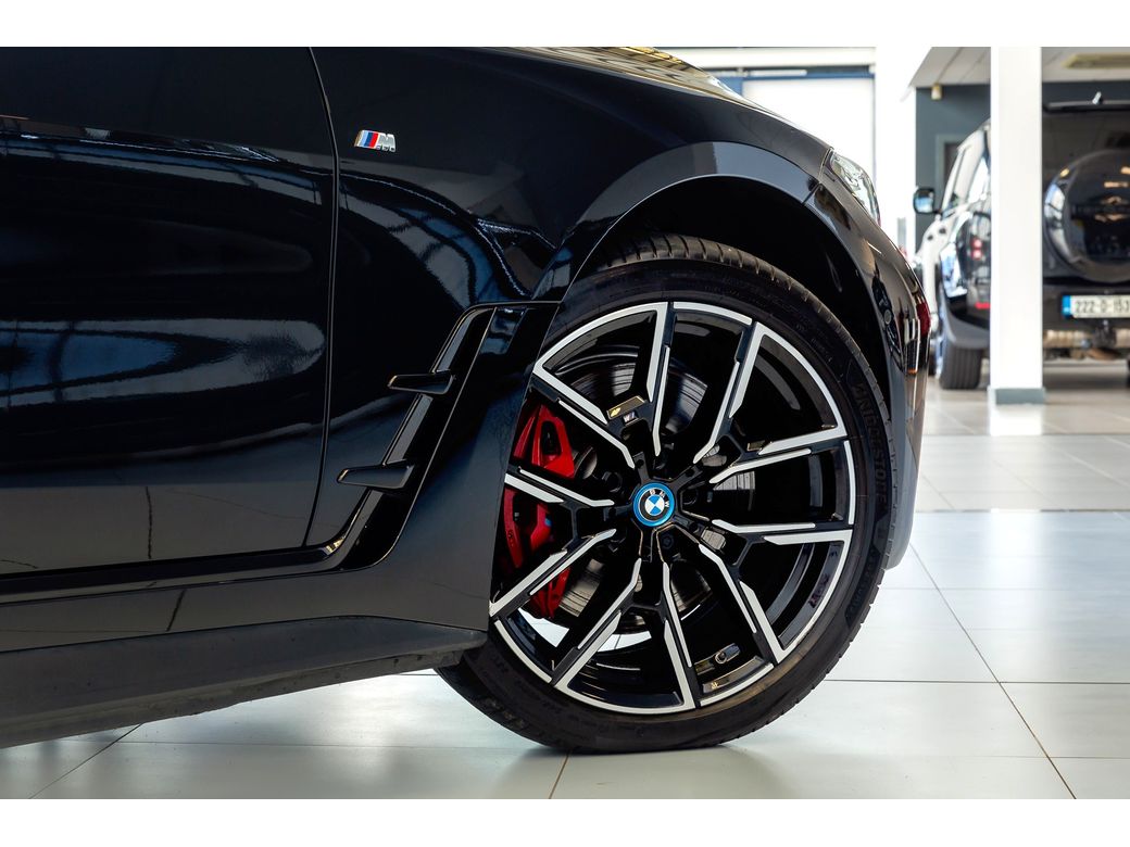 2024 BMW i4