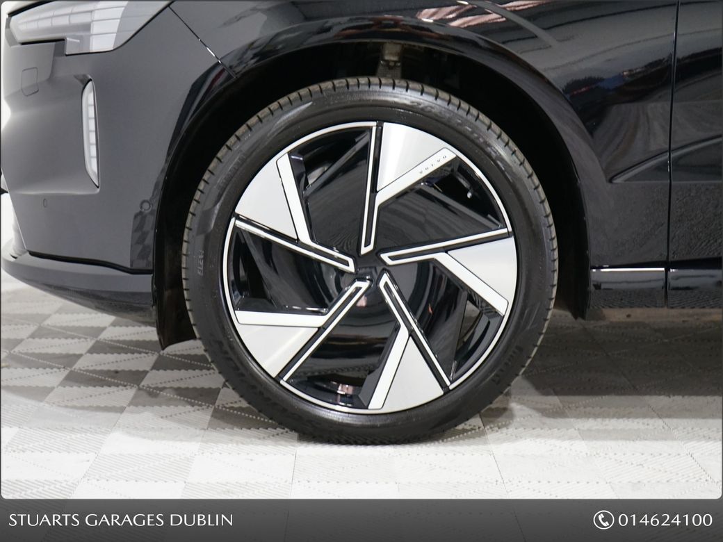 2026 Volvo EX90