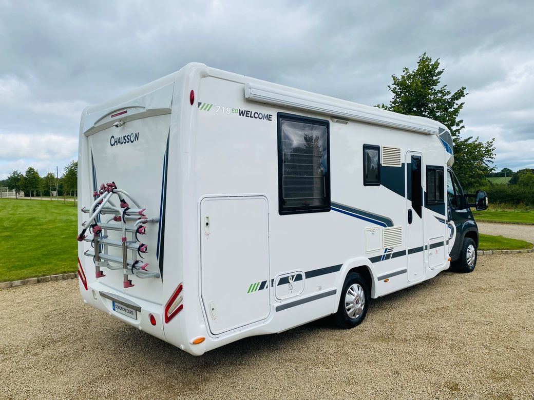 2015 CHAUSSON 718 EB WELCOME R.H.D ISLAND BED 