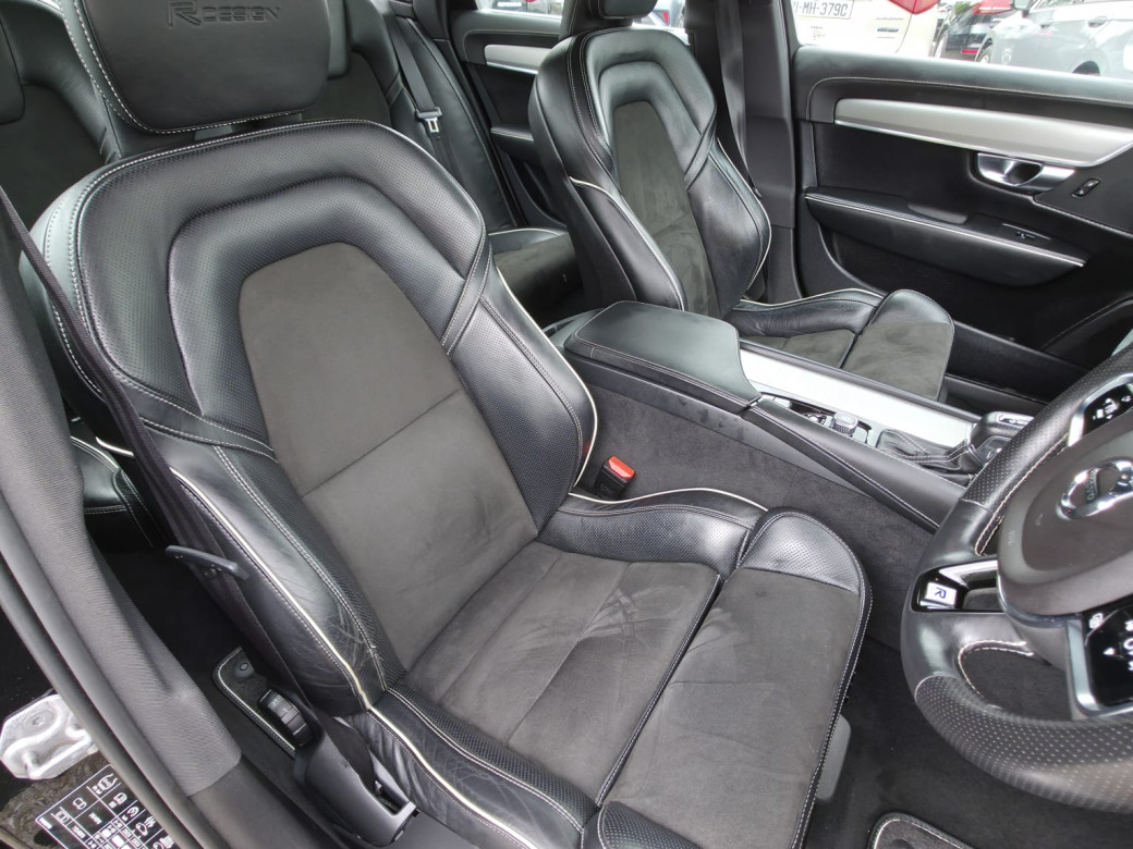 2019 Volvo S90