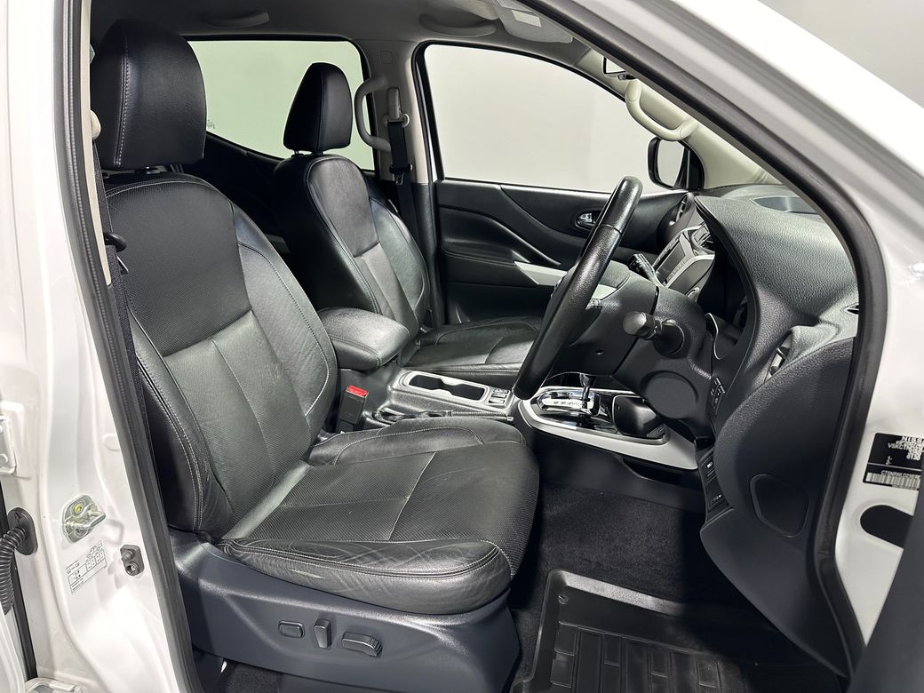 2020 Nissan Navara