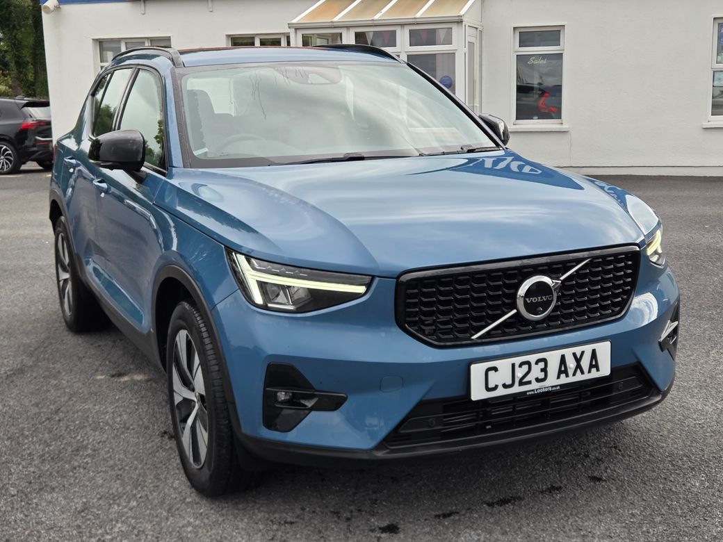 2023 Volvo XC40