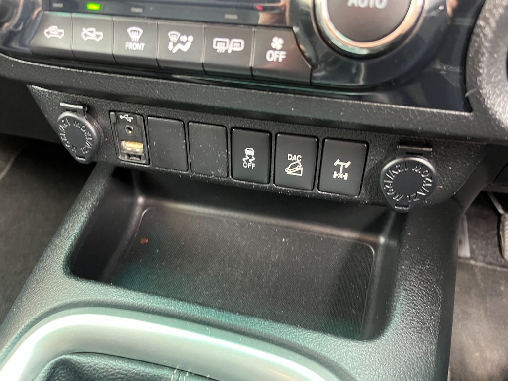 2017 Toyota Hilux