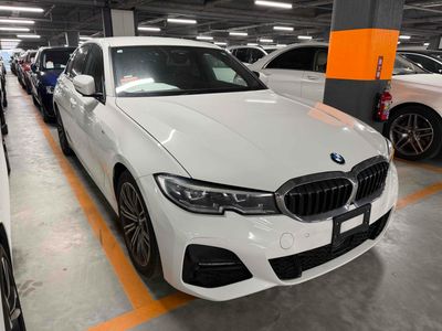 2020 BMW 320