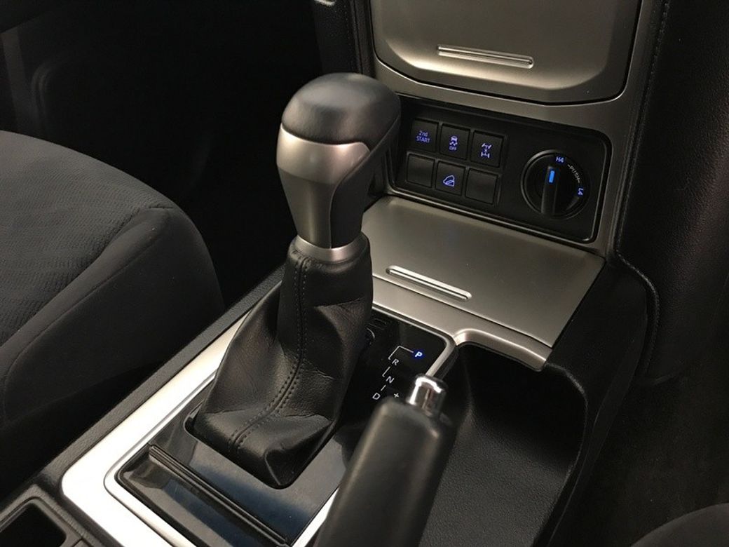 2022 Toyota Landcruiser