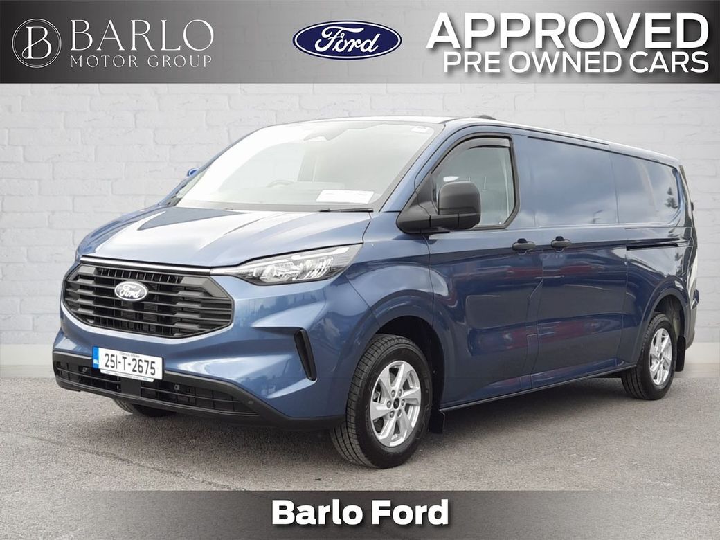 2025 Ford Transit Custom