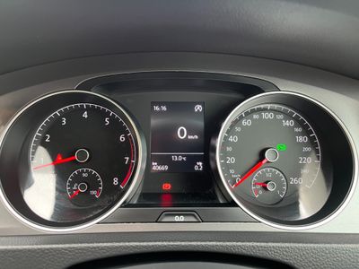 2016 Volkswagen Golf