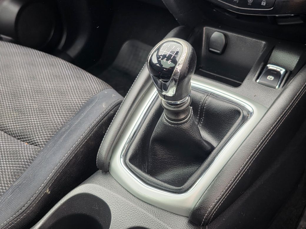 2016 Nissan Qashqai