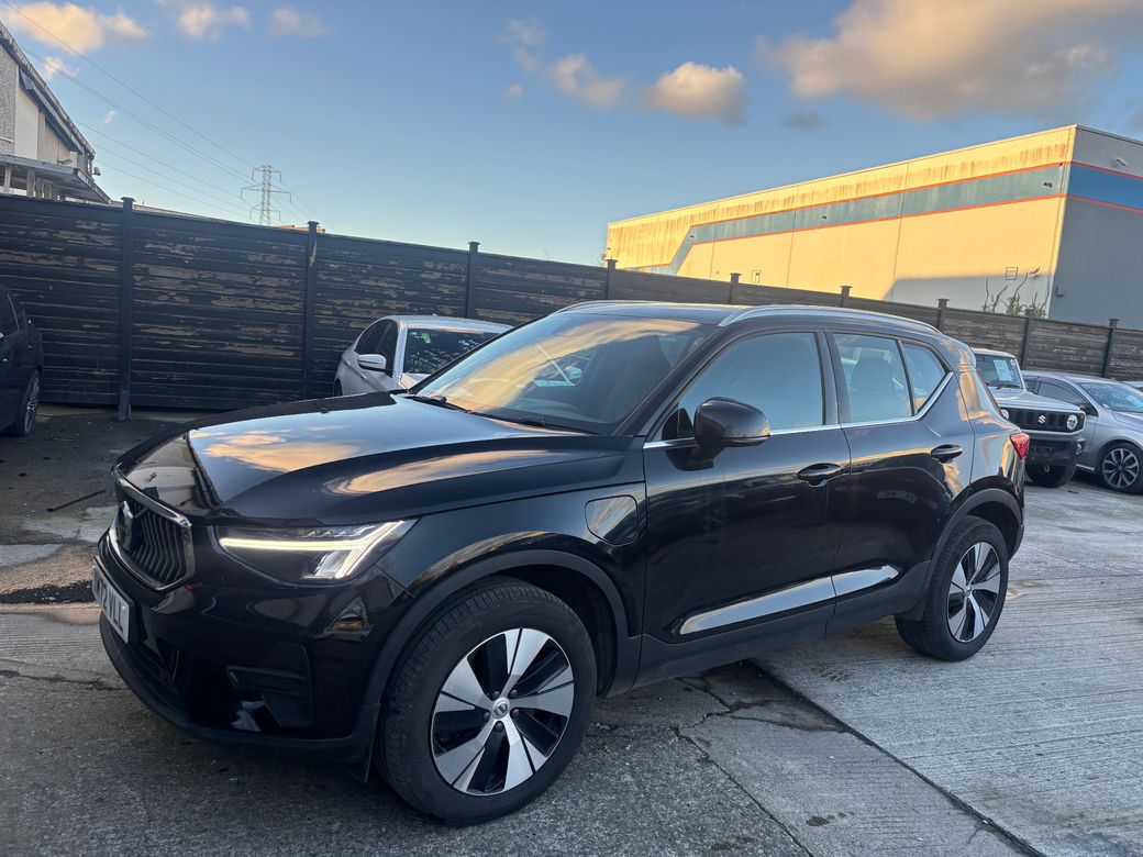 2023 Volvo XC40