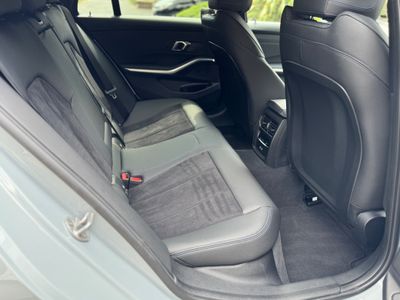 2024 BMW 330
