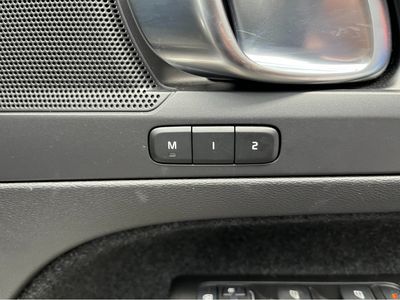 2022 Volvo XC40