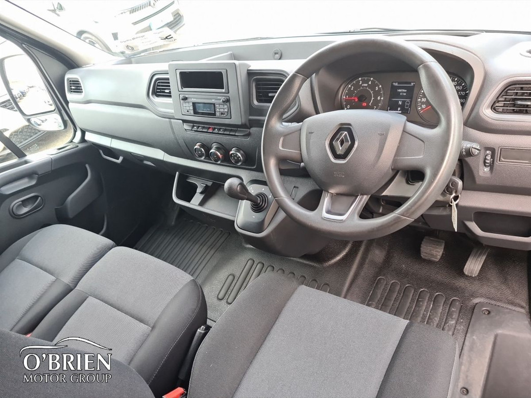 2024 Renault Master