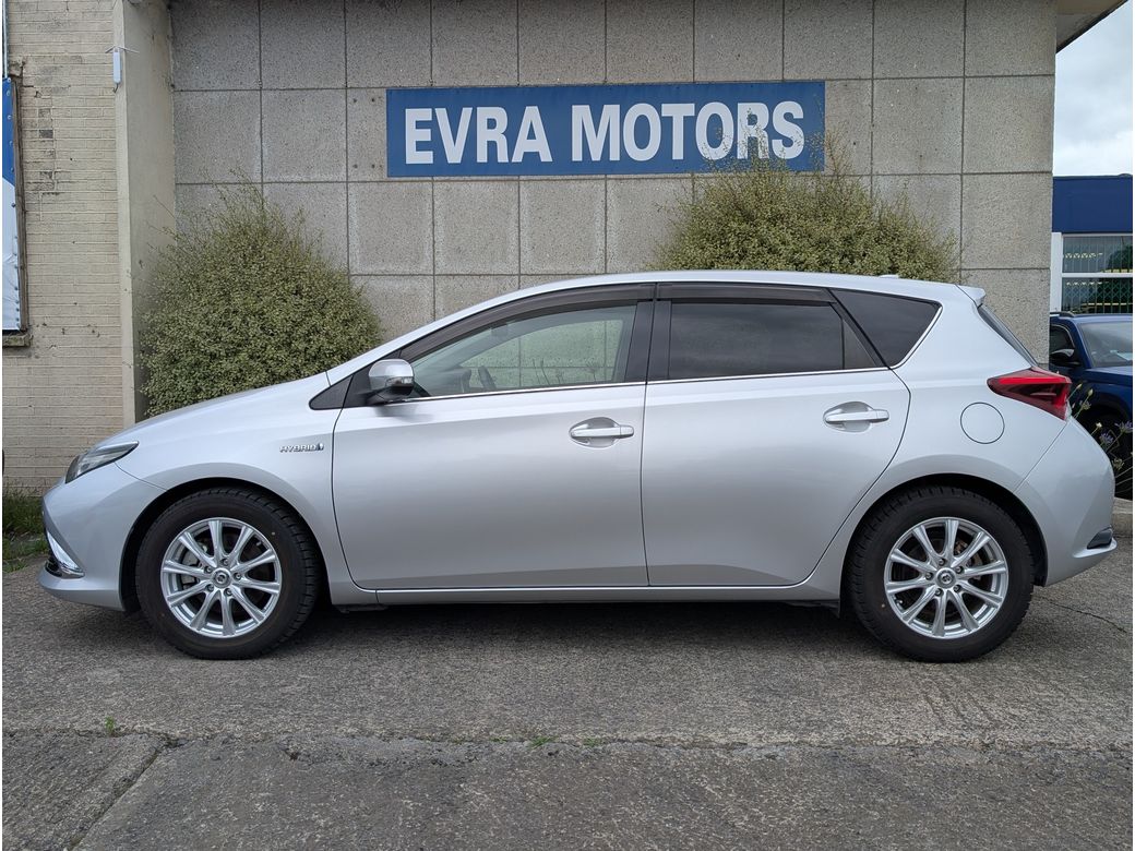 2016 Toyota Auris
