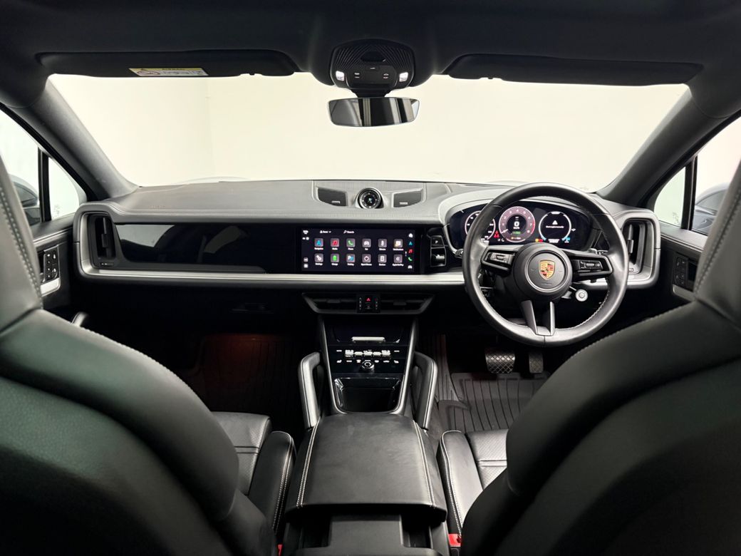 2025 Porsche Cayenne