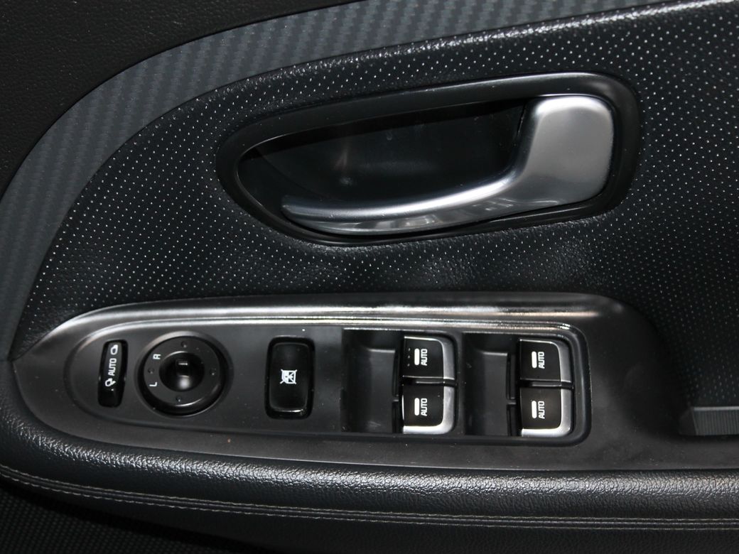 2019 Kia Carens