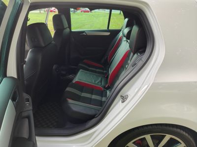2011 Volkswagen Golf