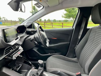 2020 Peugeot 208