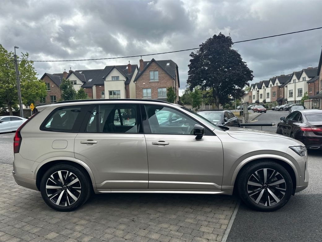 2025 Volvo XC90