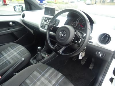2016 Volkswagen up!