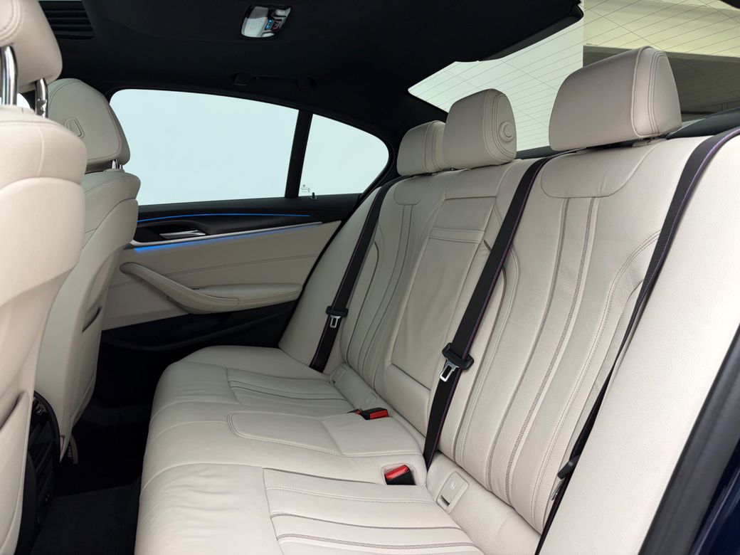 2021 BMW 5 Series