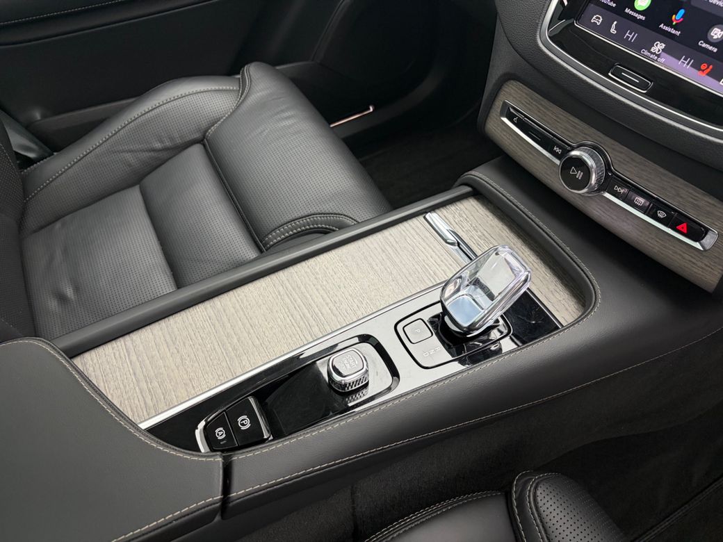 2023 Volvo XC90