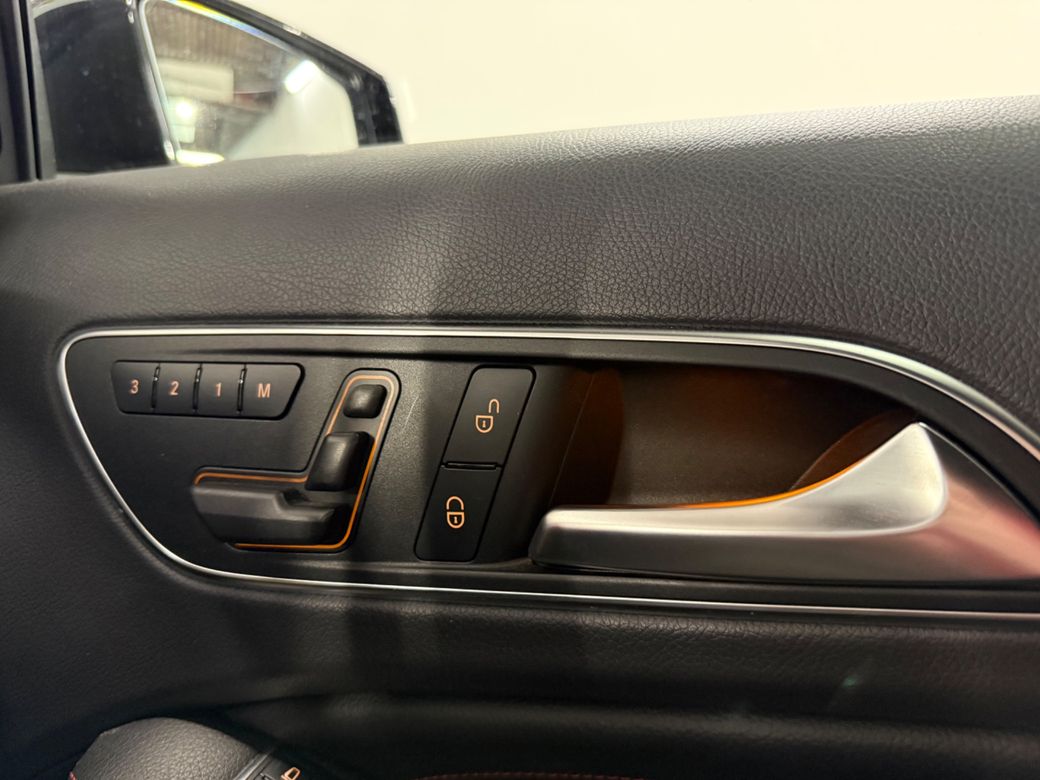 2014 Mercedes-Benz 180
