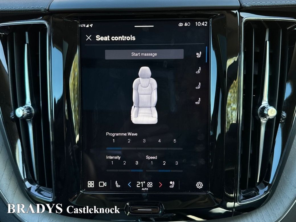 2025 Volvo XC60