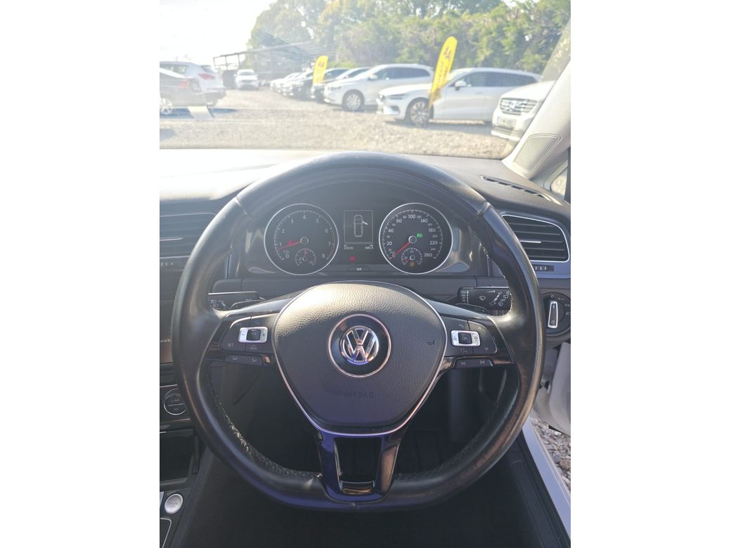 2017 Volkswagen Golf