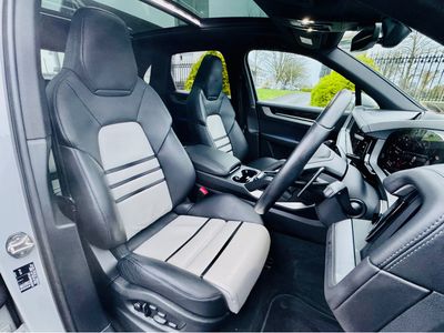 2024 Porsche Cayenne