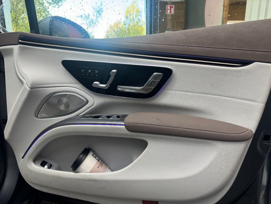 2022 Mercedes-Benz EQS