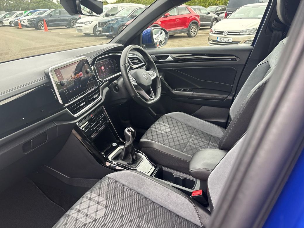 2025 Volkswagen T-Roc