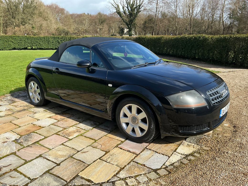 2004 Audi TT
