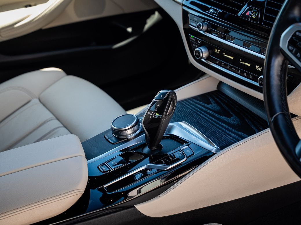 2021 BMW 5 Series
