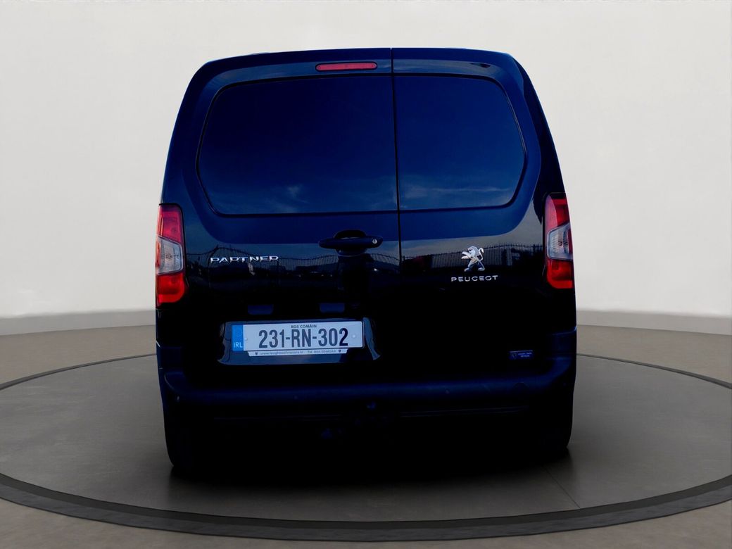 2023 Peugeot Partner