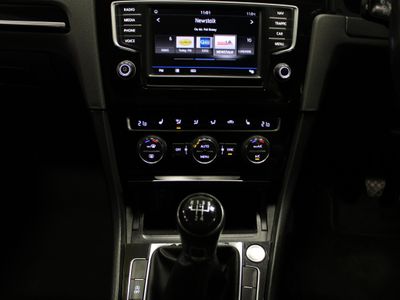 2017 Volkswagen Golf